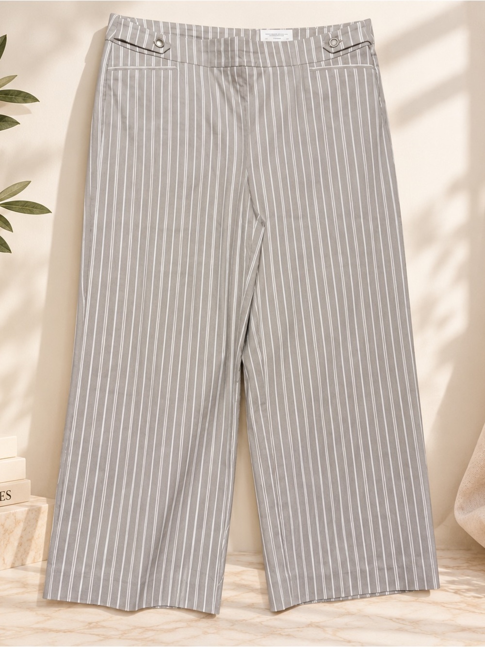 Chico’sStriped cropped Wide-Leg womens Pants in Beige slim us size 18